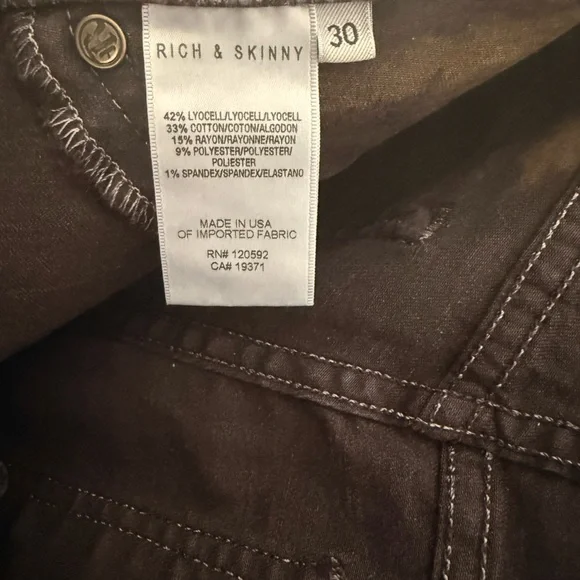 Snake Print Jeans. Size 30. - Picture 6 of 8